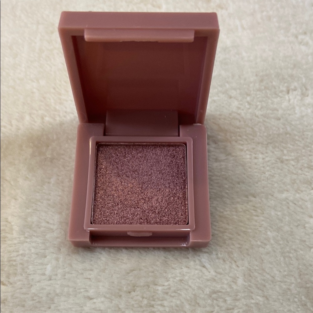 Matte Pink Eyeshadow Single